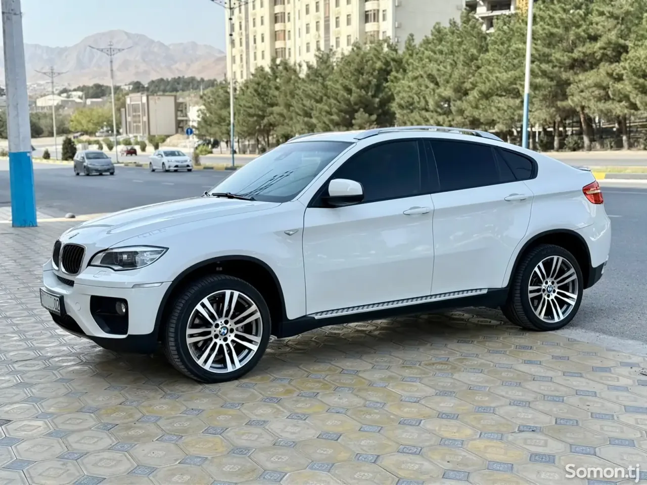 BMW X6 2012 · 4.0 AT