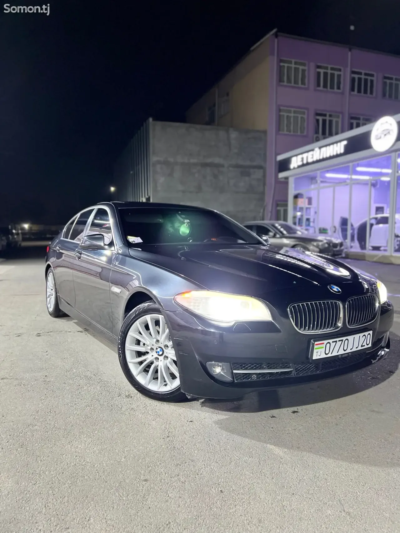 BMW 5 series 2011 · 2.0 AT