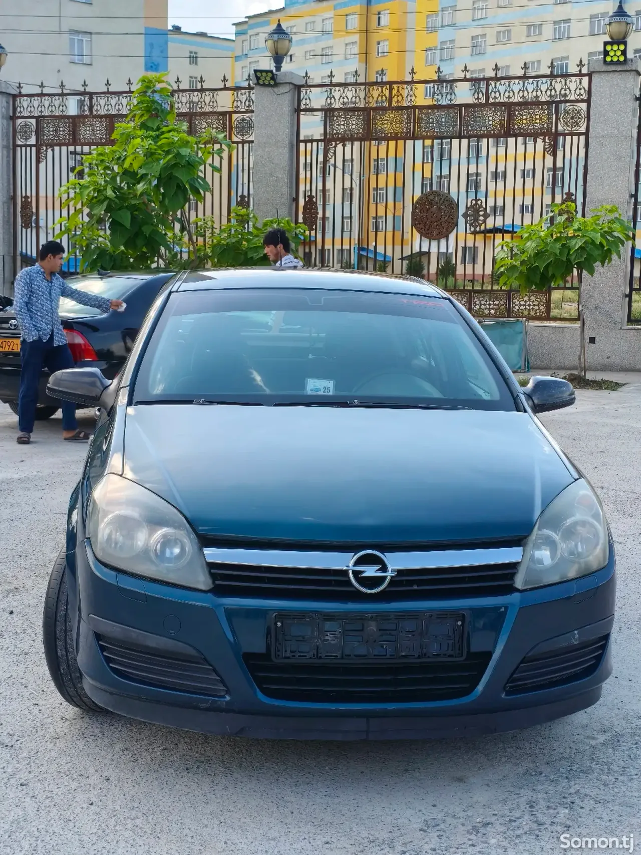 Opel Astra H 2007 · 1.6 MT