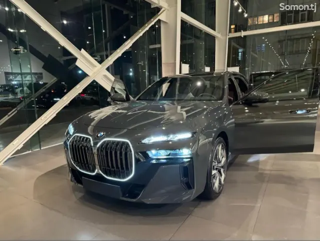 BMW 7 series 2024 · 4.0 AT