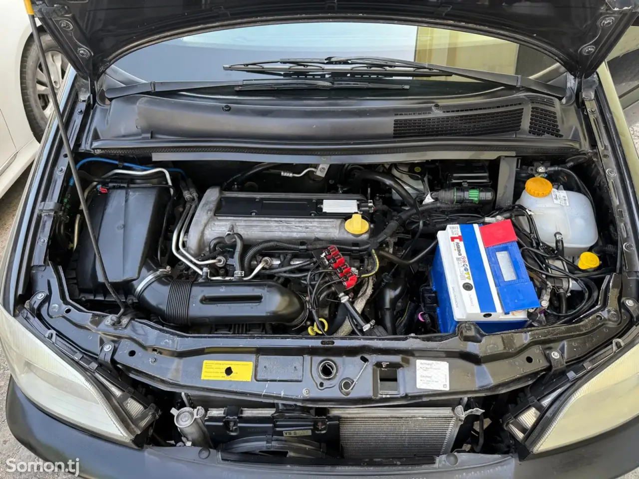 Opel Zafira 2001 · 2.2 AT