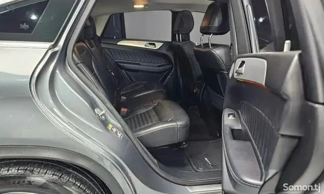 Mercedes-Benz GLE class 2017 · 3.5 AT
