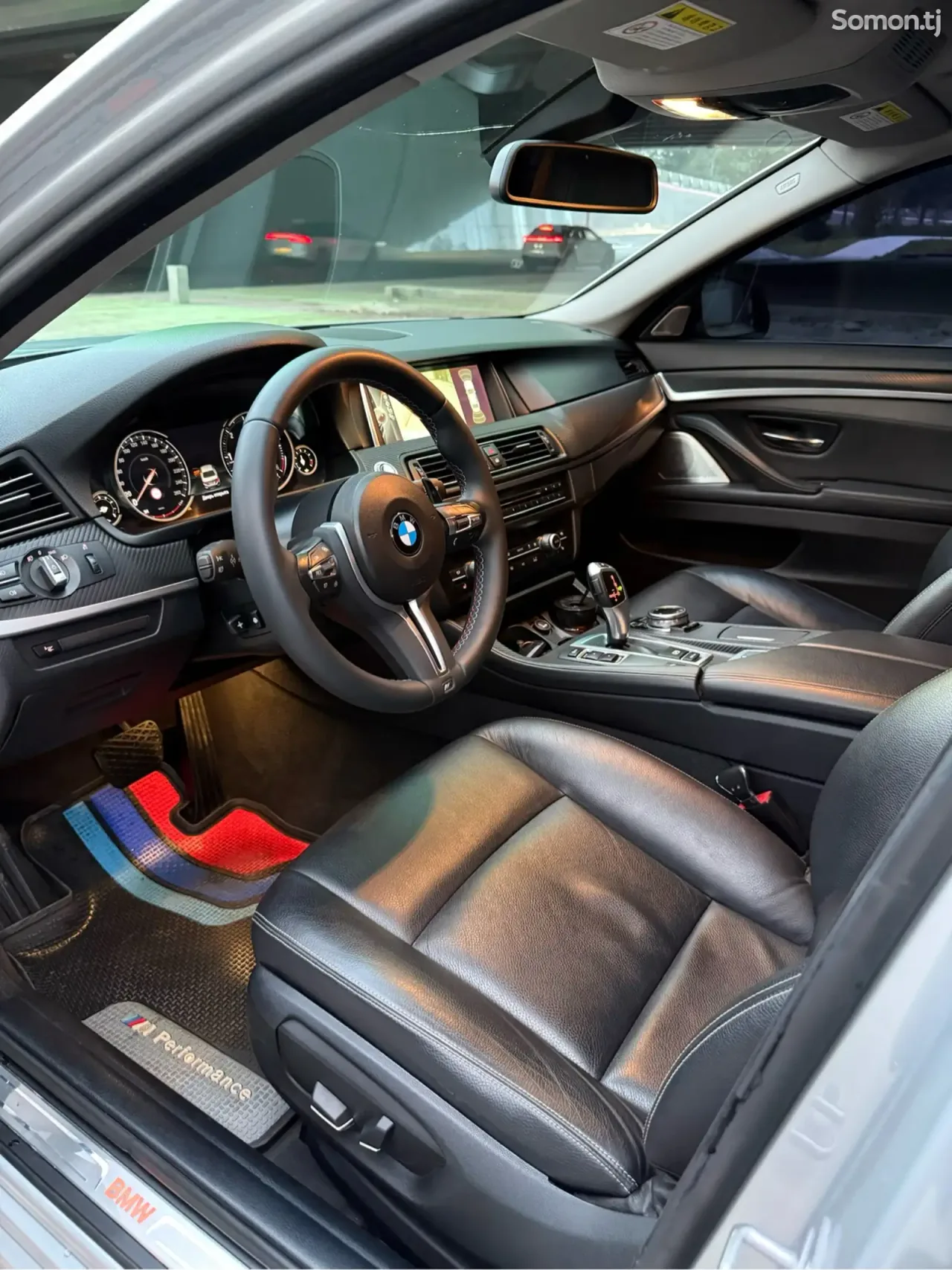 BMW 5 series 2015 · 2.0 AT