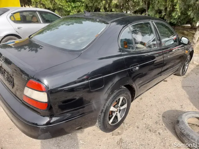 Daewoo Leganza 1997 · 1.8 MT