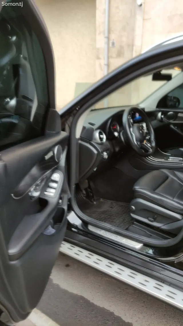 Mercedes-Benz GLC class 2022 · 2.0 AT