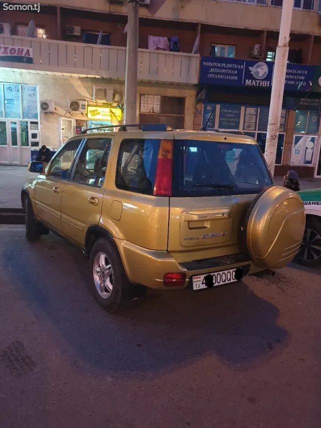 Honda CR-V 2000 · 2.0 MT