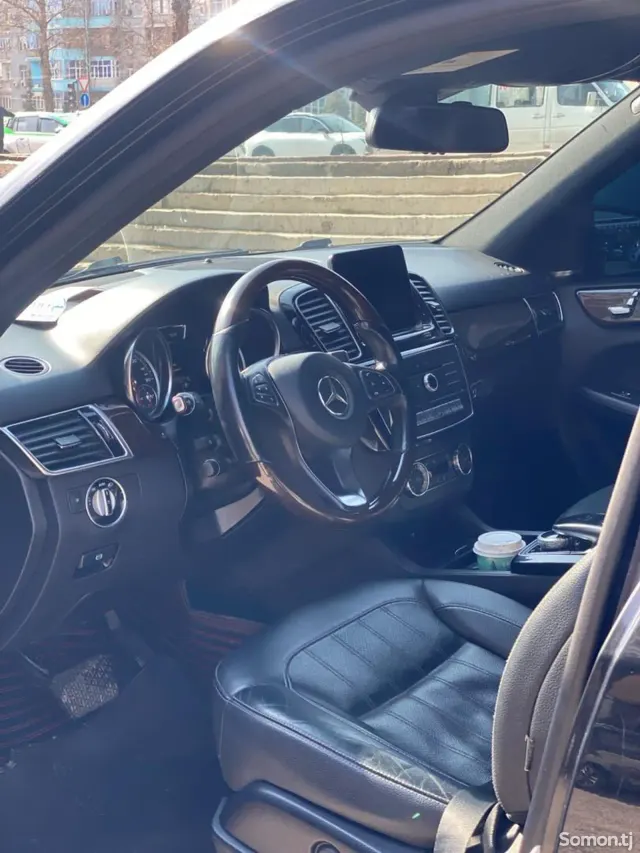 Mercedes-Benz GLE class 2018 · 3.5 AT