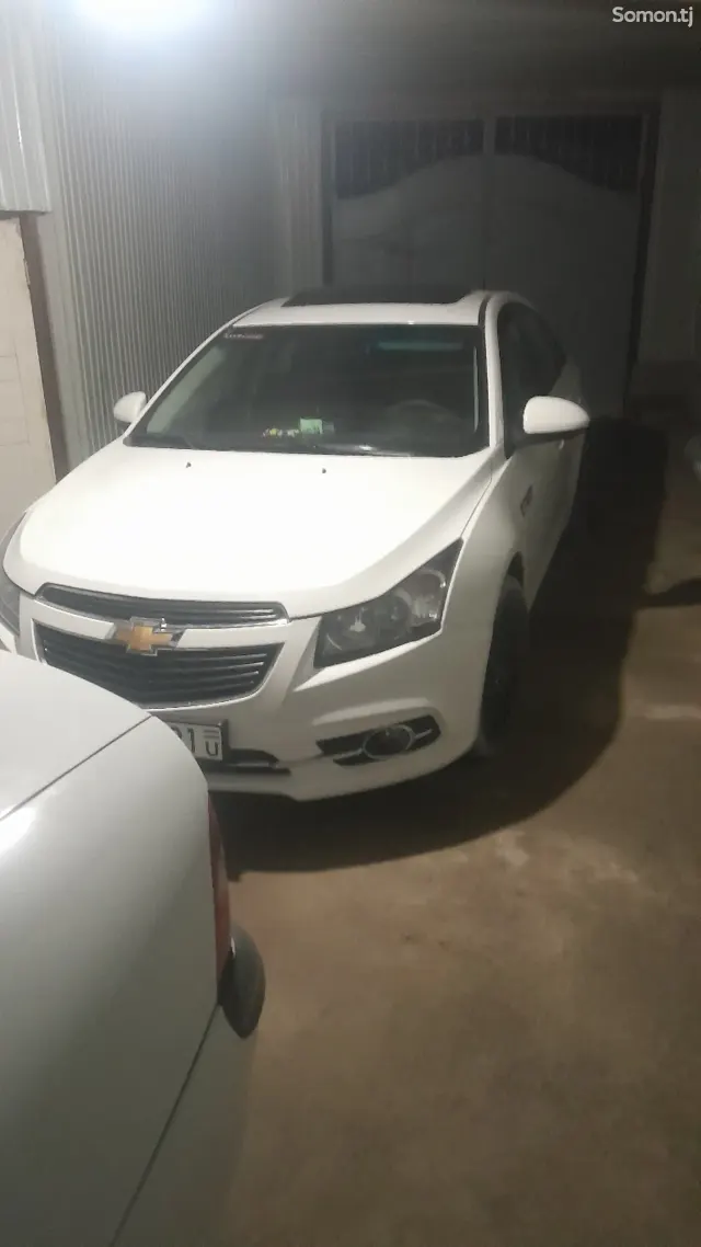 Chevrolet Cruze 2010 · 1.8 AT