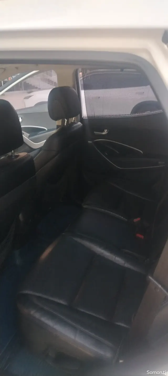 Hyundai Santa Fe 2015 · 2.0 AT