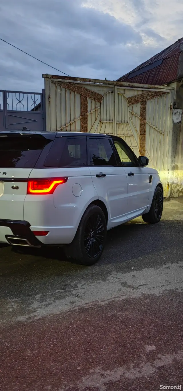 Land Rover Range Rover Sport 2017 · 3.0 AT