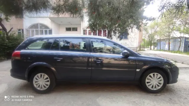 Opel Vectra C 2006 · 1.9 MT
