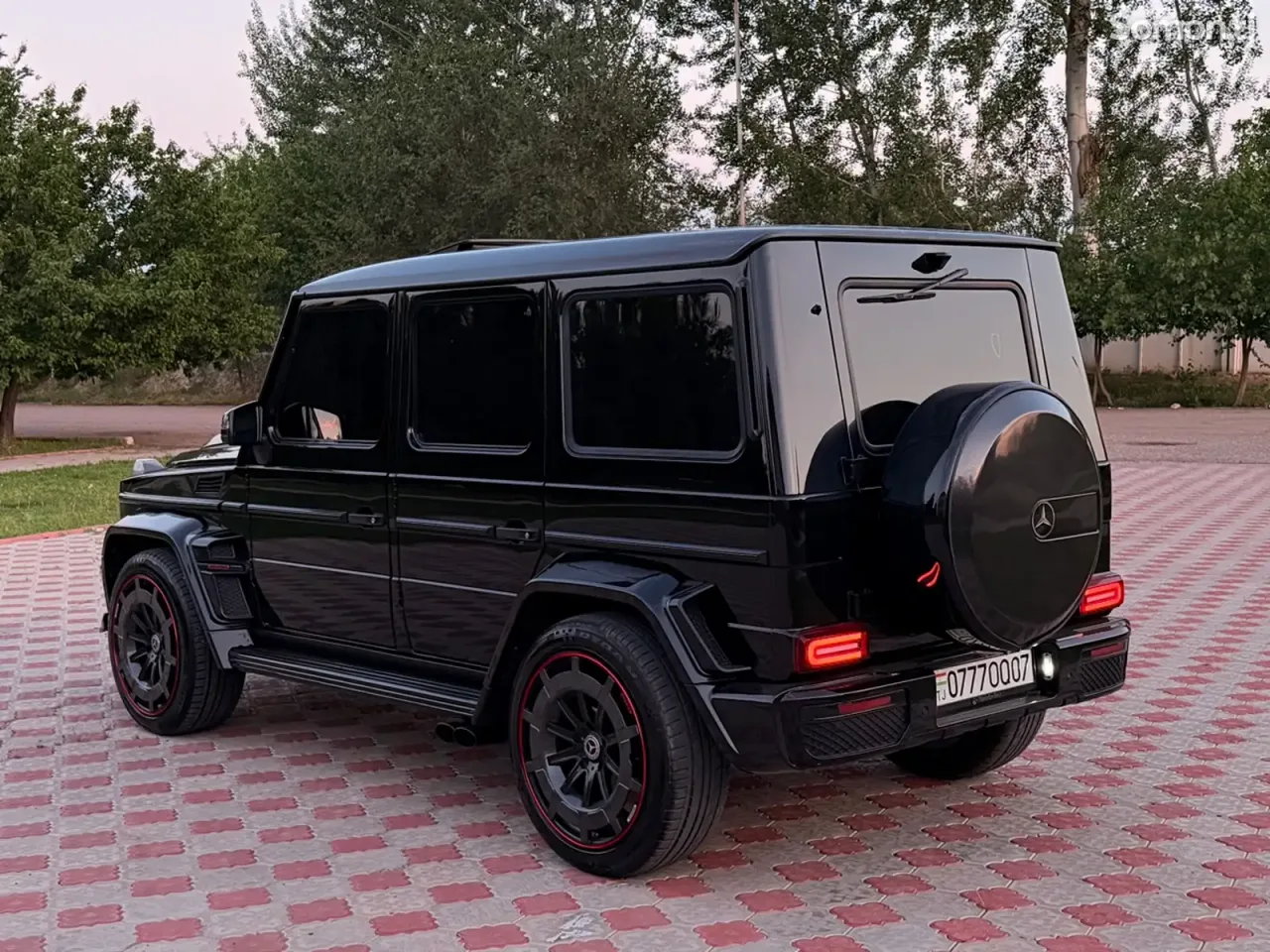 Mercedes-Benz G class 2009 · 5.5 AT