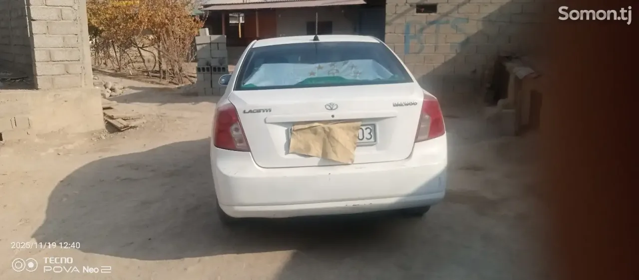 Chevrolet Lacetti 2003 · 1.6 MT