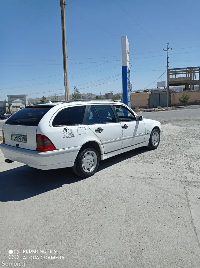 Mercedes-Benz C class 2000 · 2.4 AT