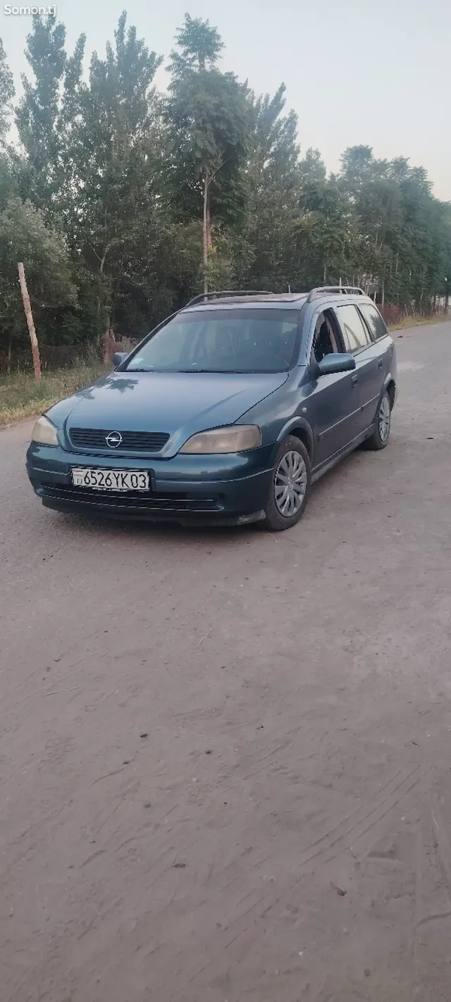 Opel Astra G 1999 · 1.6 MT