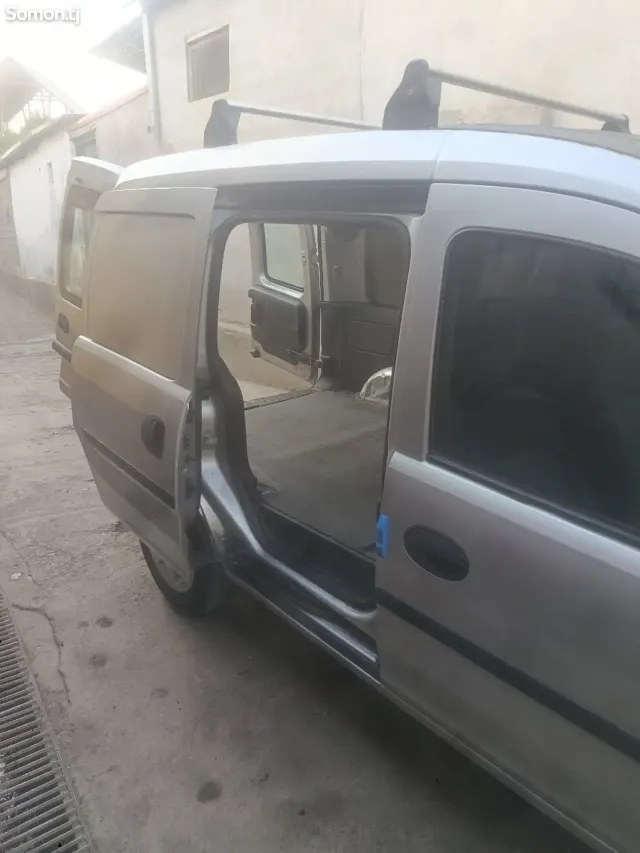 Opel Combo 2007 · 1.3 MT