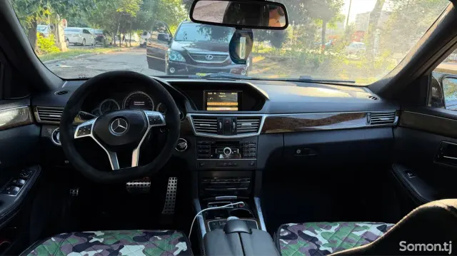 Mercedes-Benz E class 2012 · 2.0 AT