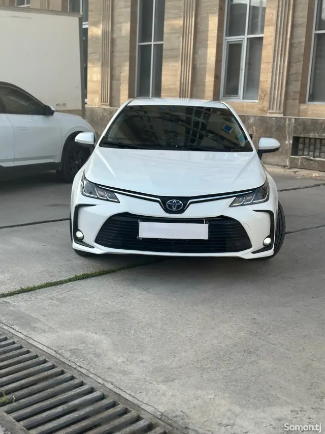 Toyota Corolla 2023 · 1.8 AT