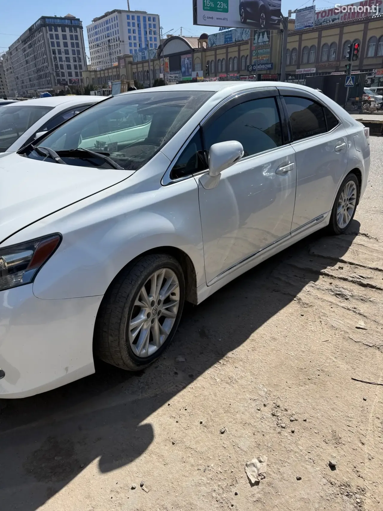 Lexus HS series 2010 · 2.4 AT