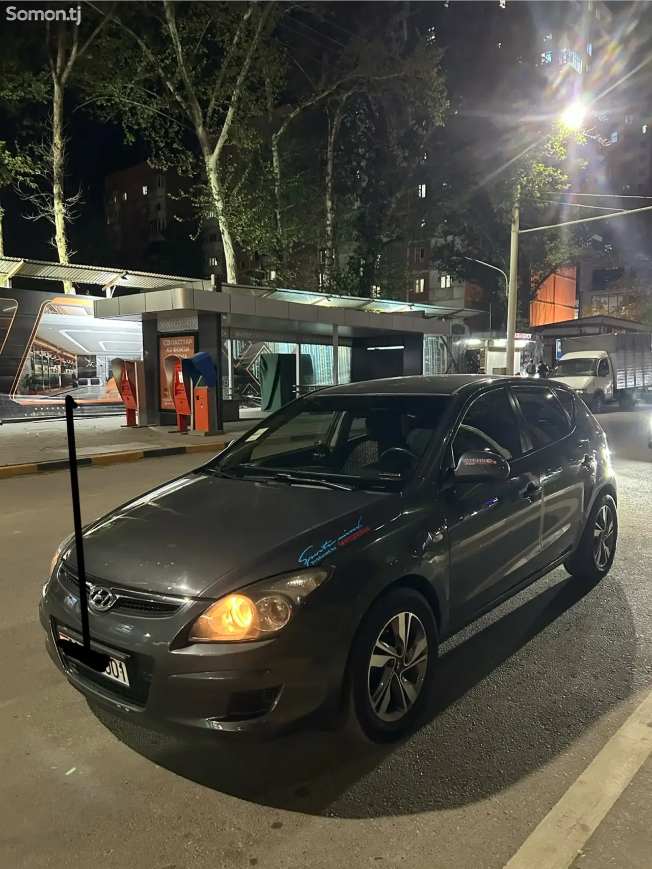 Hyundai i30 2010 · 1.6 MT