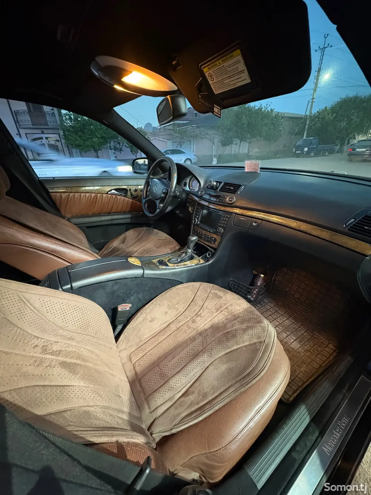 Mercedes-Benz E class 2008 · 4.2 AT