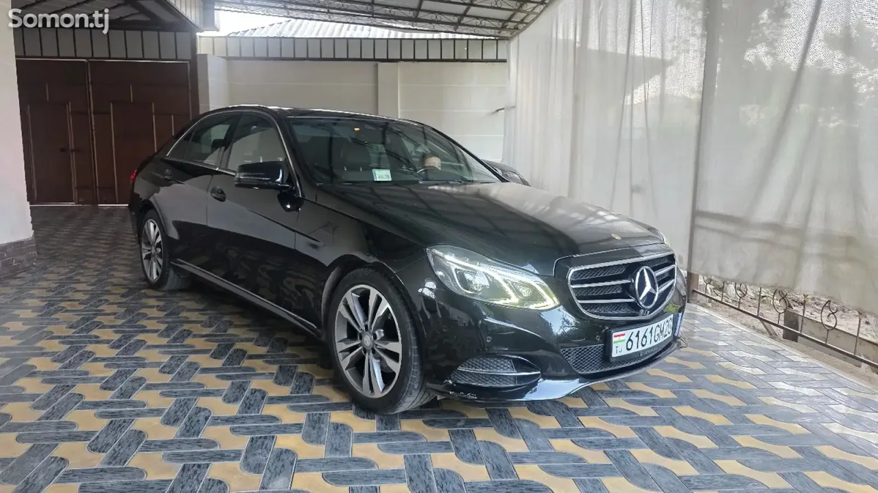 Mercedes-Benz E class 2016 · 3.0 AT