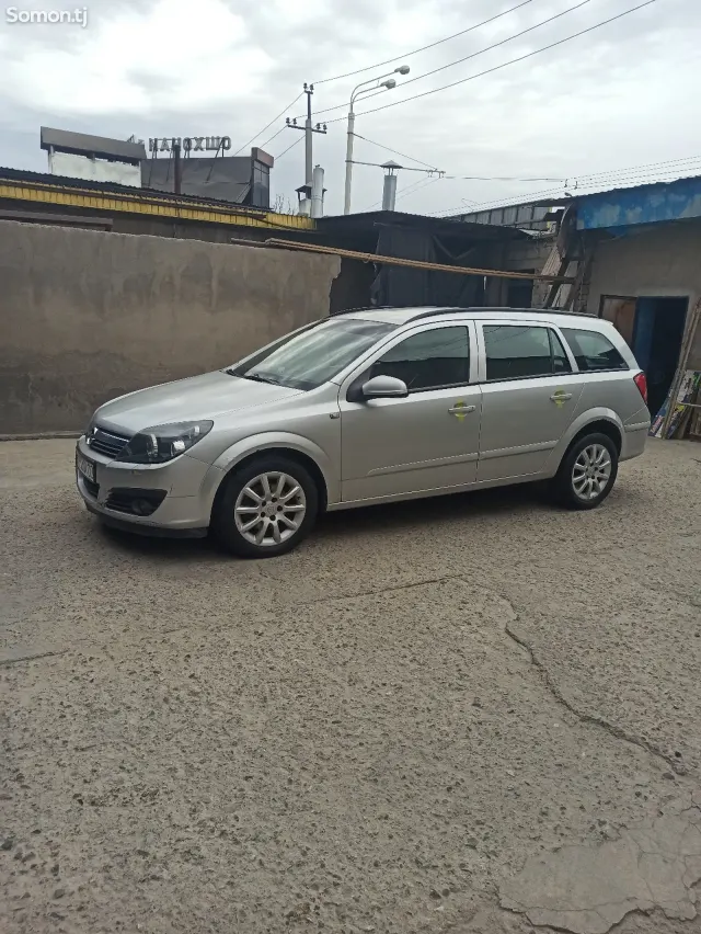 Opel Astra H 2006 · 1.8 MT