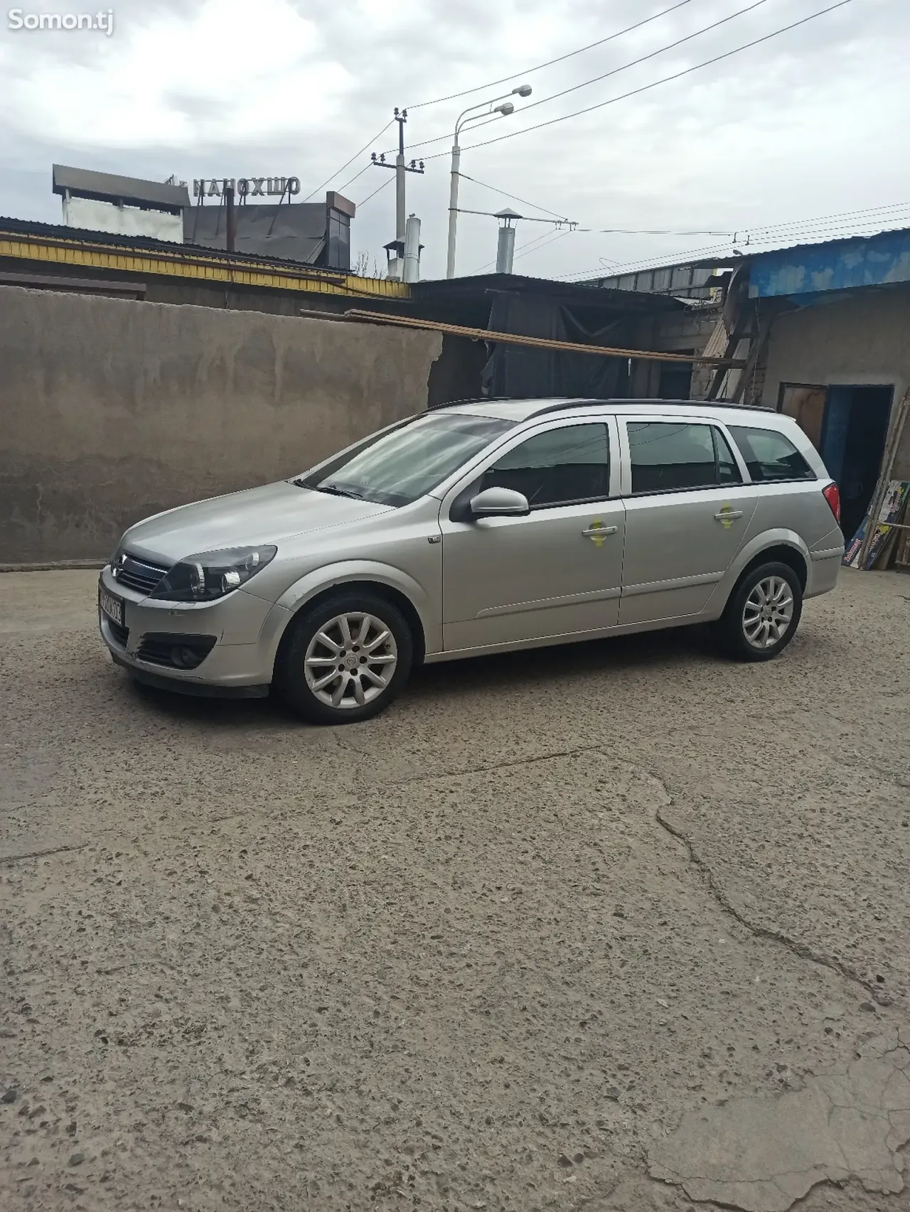 Opel Astra H 2006 · 1.8 MT