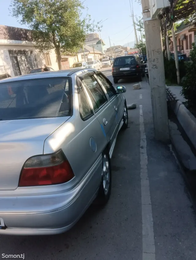 Daewoo Nexia 1996 · 1.5 MT