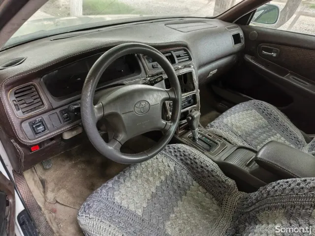 Toyota Mark II 1998 · 2.4 AT