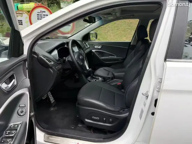 Hyundai Santa Fe 2014 · 2.4 AT