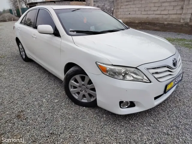 Toyota Camry 2009 · 2.4 AT