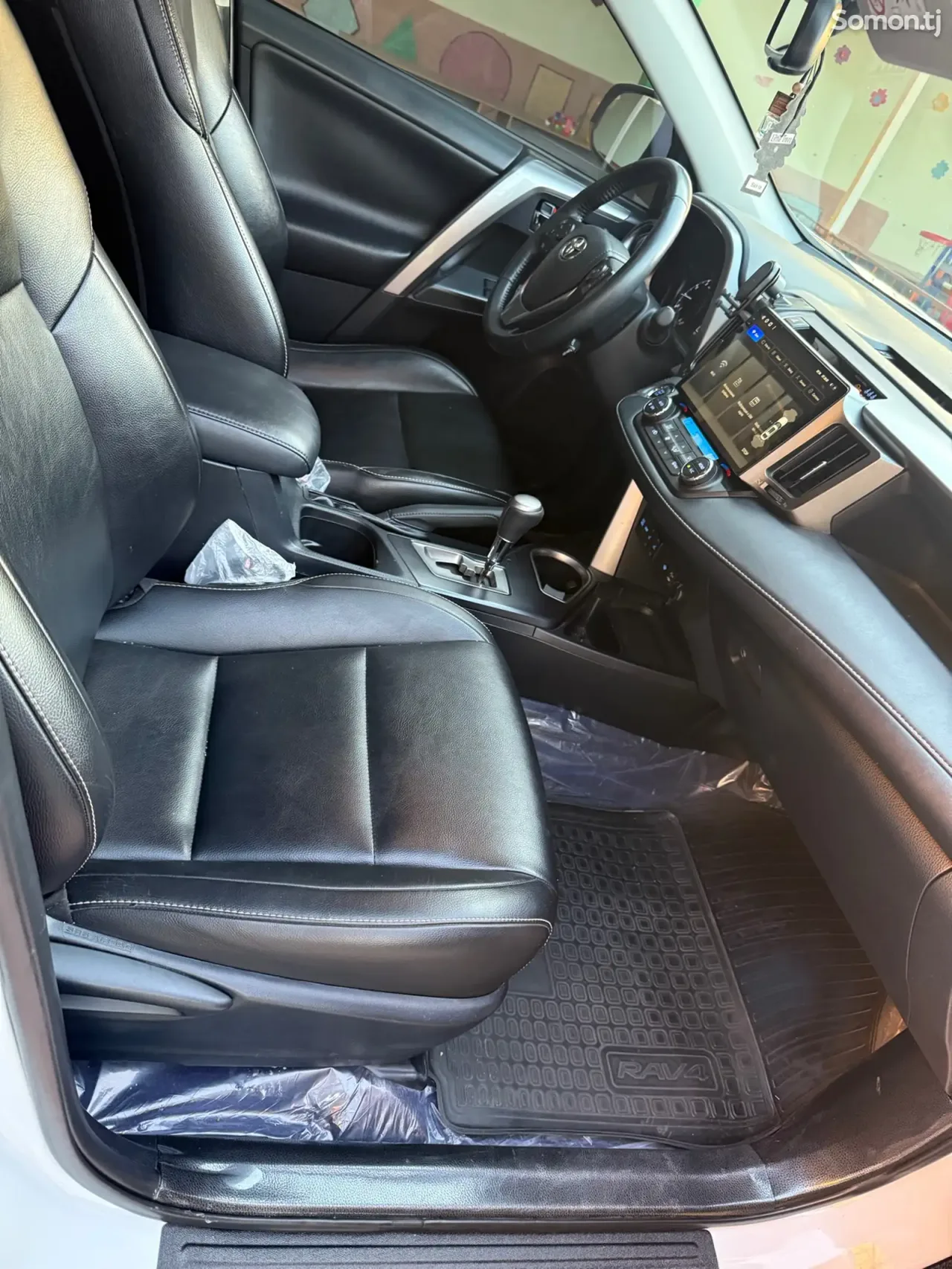 Toyota RAV 4 2019 · 2.5 AT