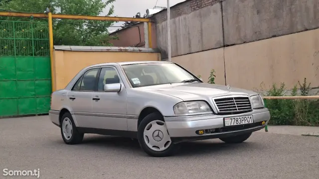 Mercedes-Benz C class 1994 · 1.8 MT