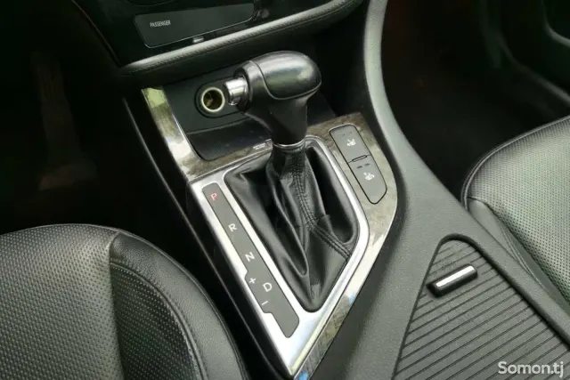Kia K5 2014 · 2.0 AT