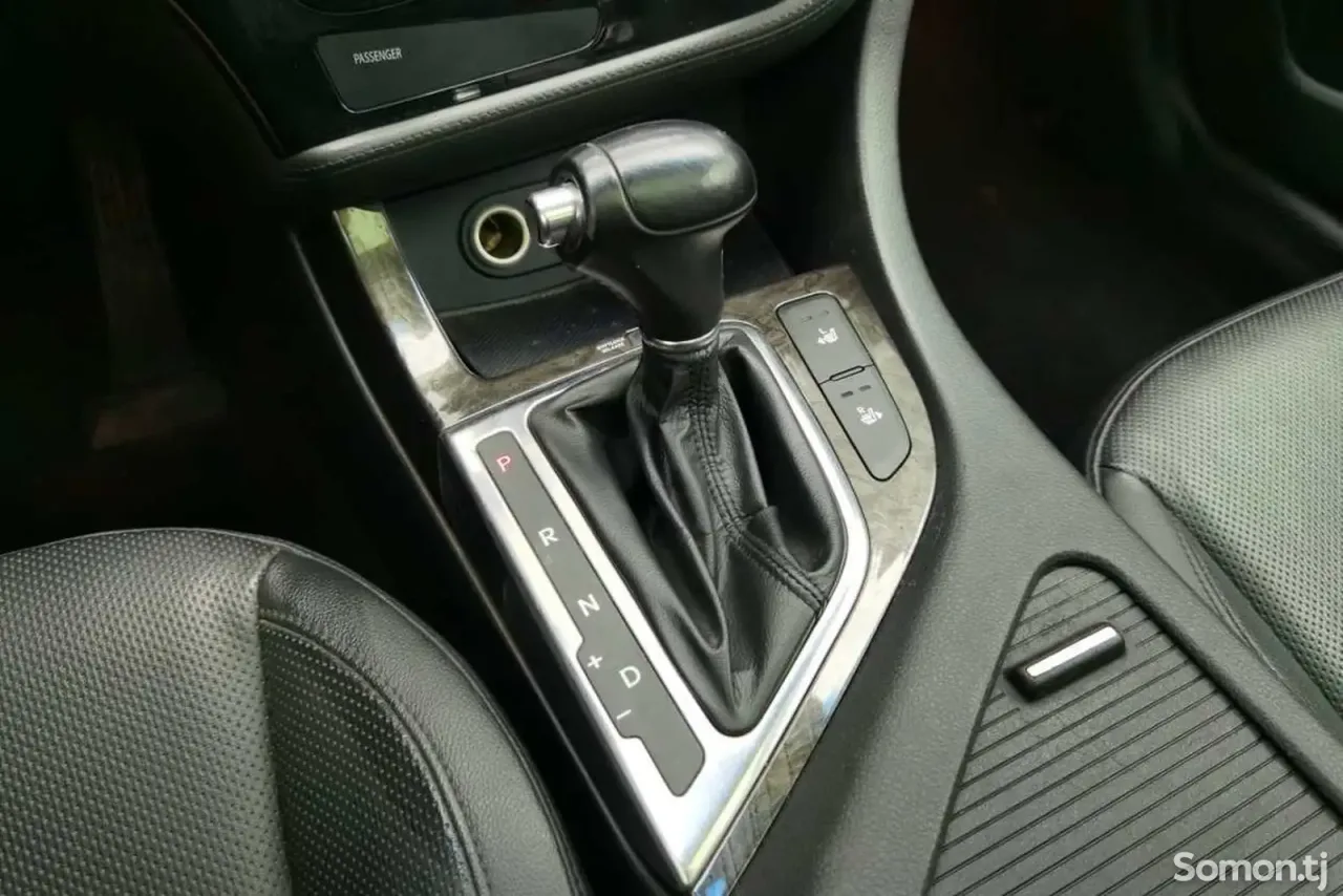 Kia K5 2014 · 2.0 AT