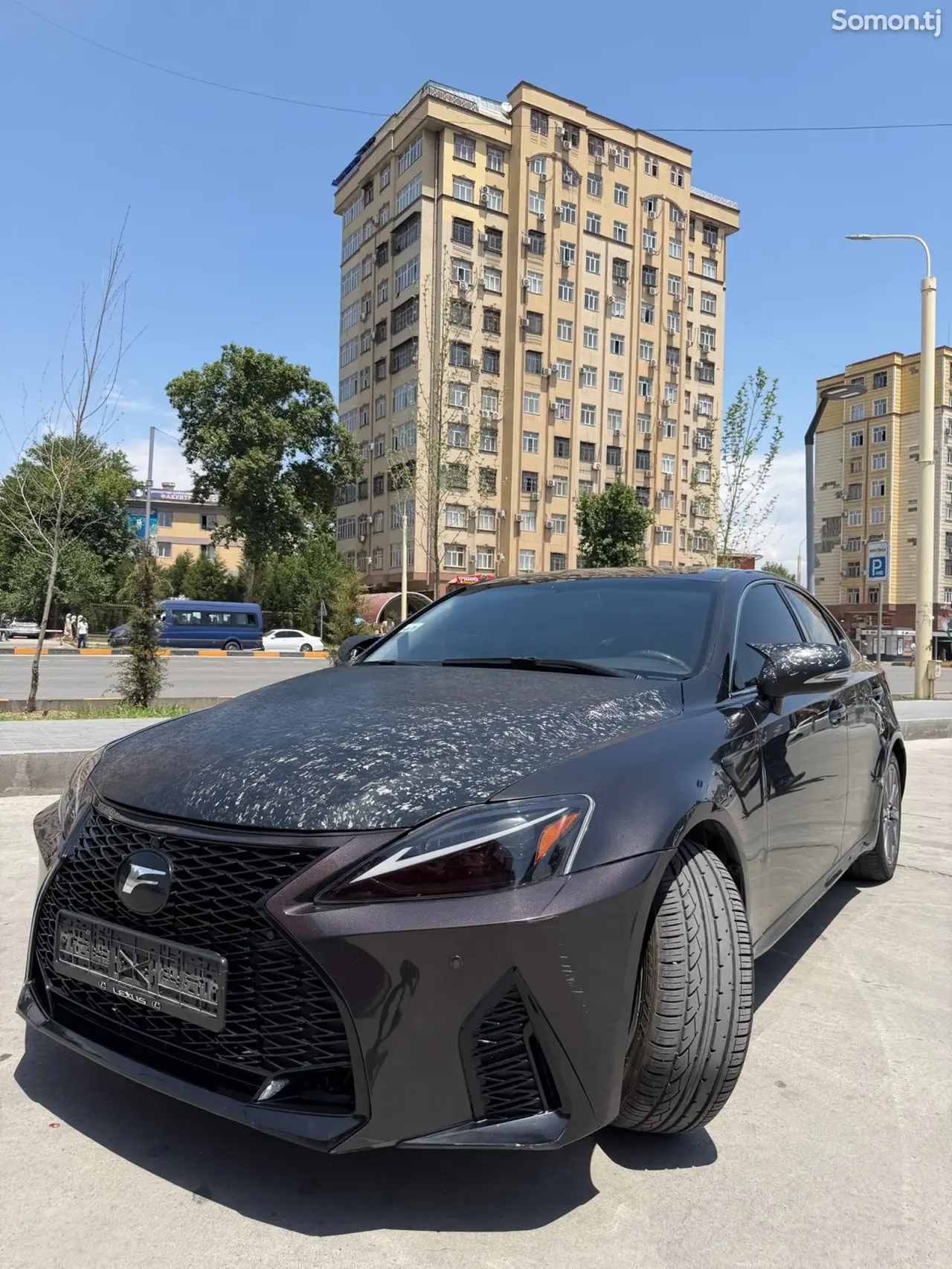 Lexus IS series 2011 · 3.0 AT
