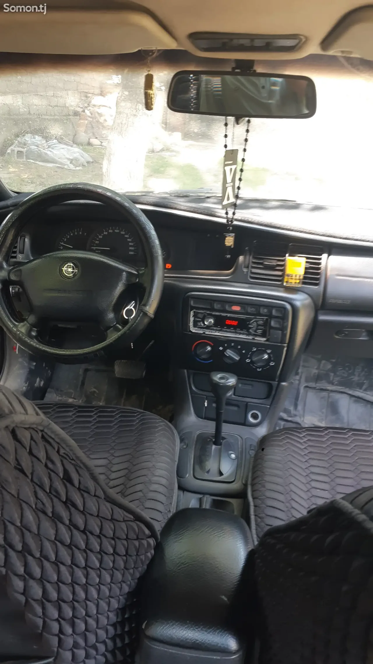 Opel Vectra B 1996 · 1.8 AT