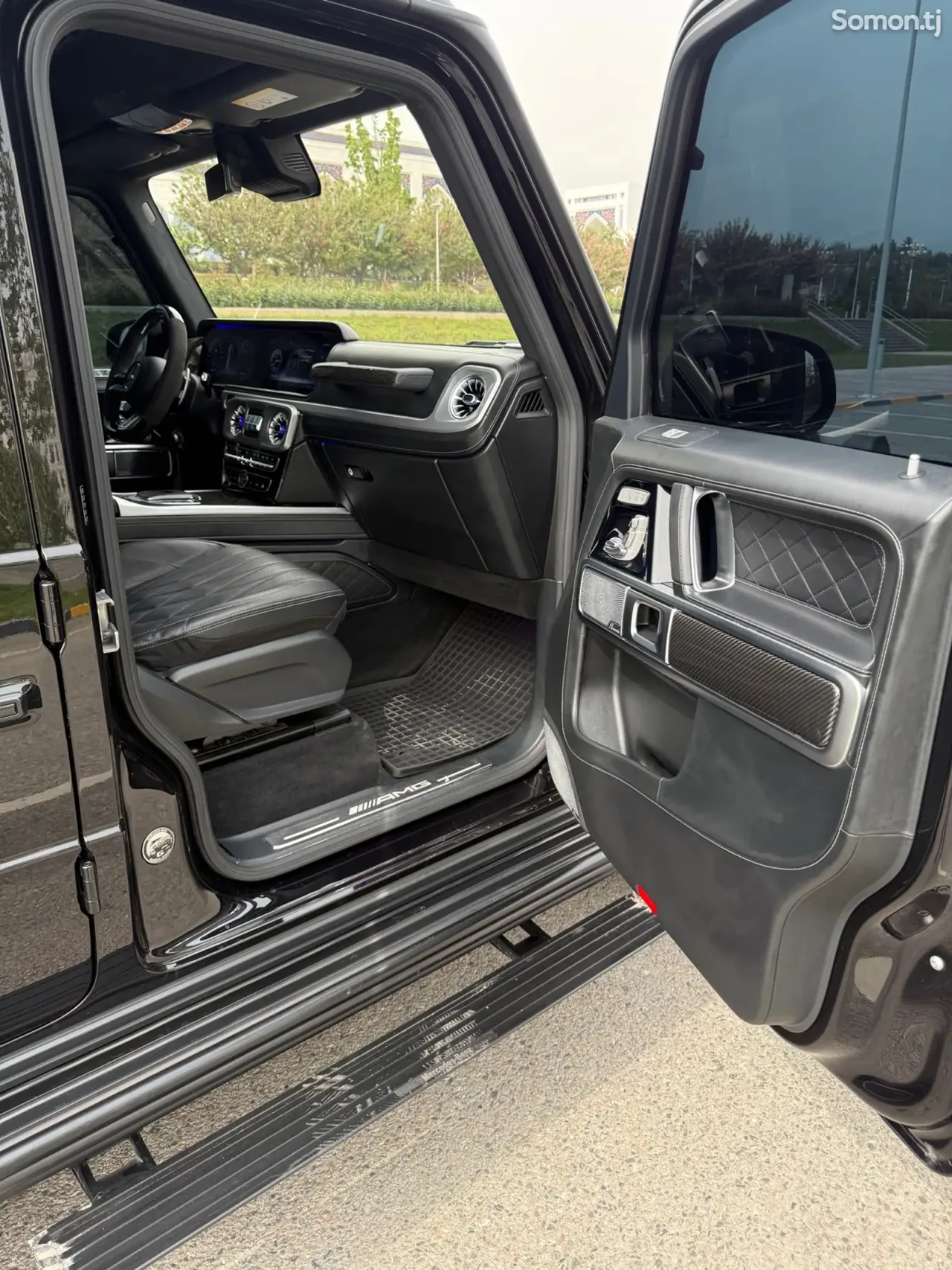 Mercedes-Benz G class 2022 · 6.3 AT