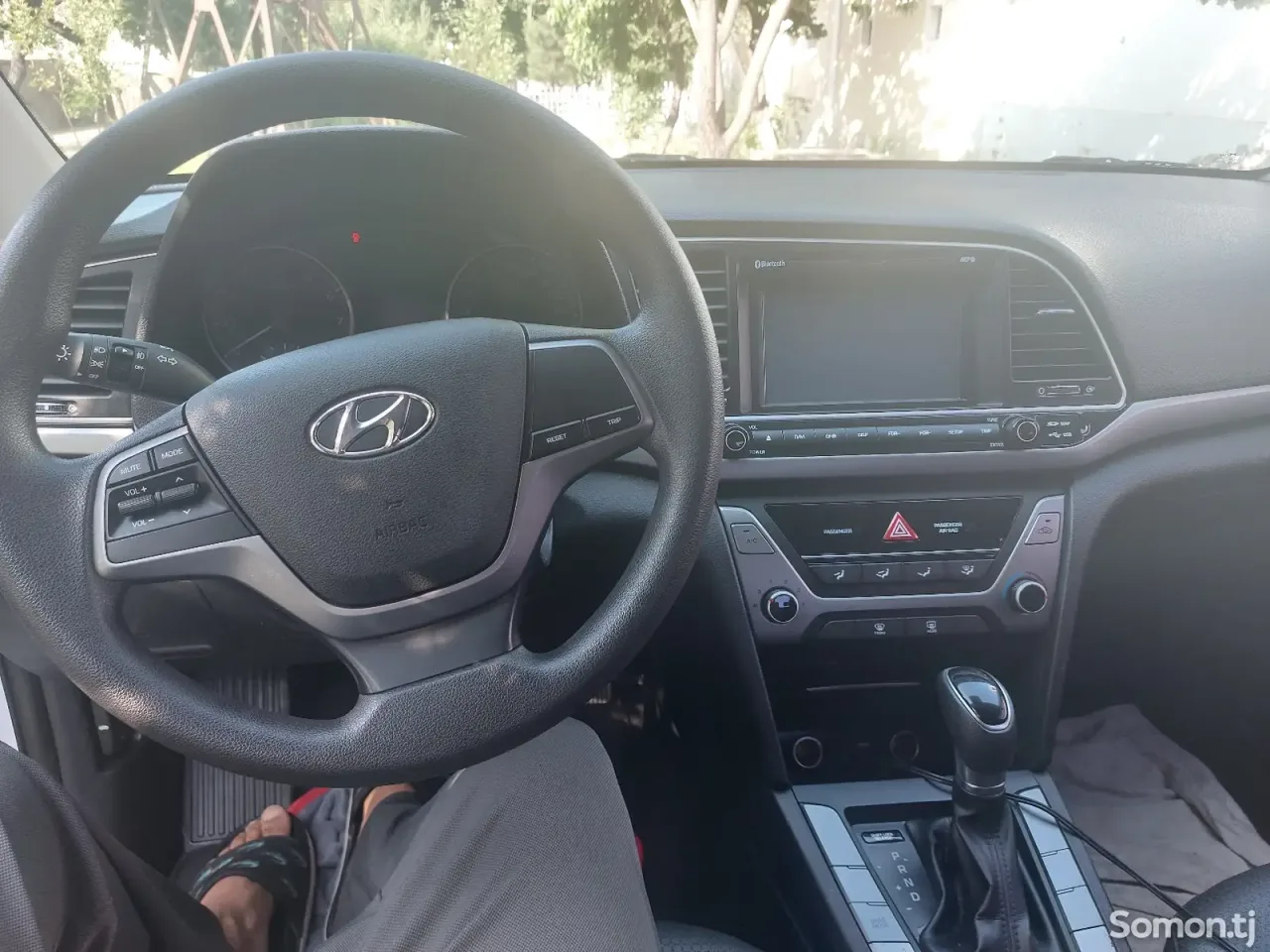 Hyundai Avante 2017 · 1.6 AT