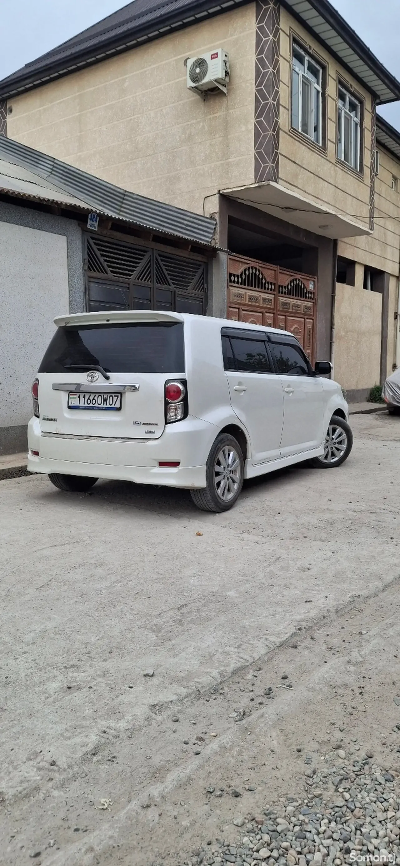 Toyota Rumion 2011 · 1.8 AT