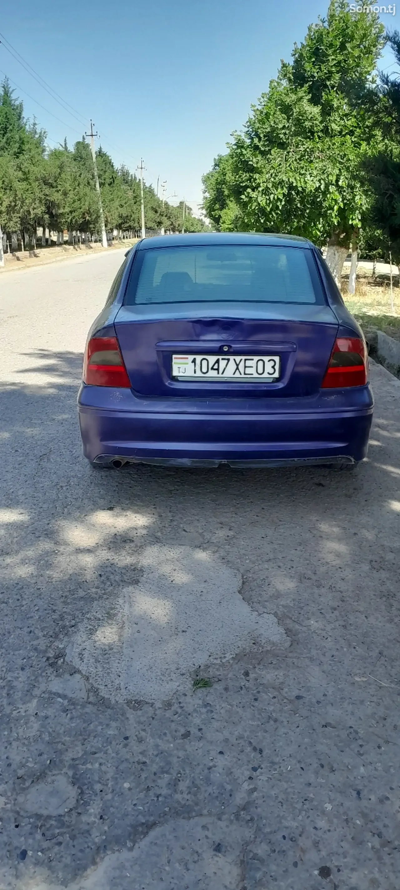 Opel Vectra B 1995 · 1.6 MT