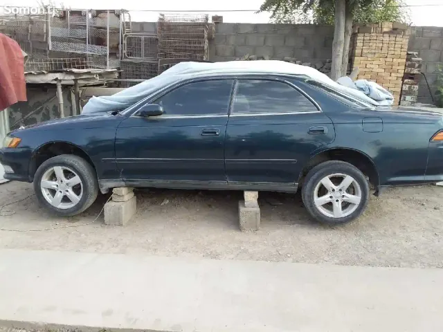 Toyota Mark II 1995 · 2.0 AT