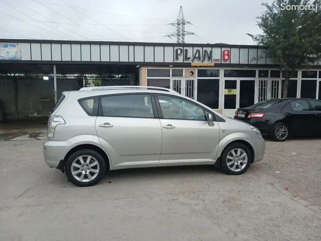 Toyota Corolla Verso 2006 · 1.8 MT