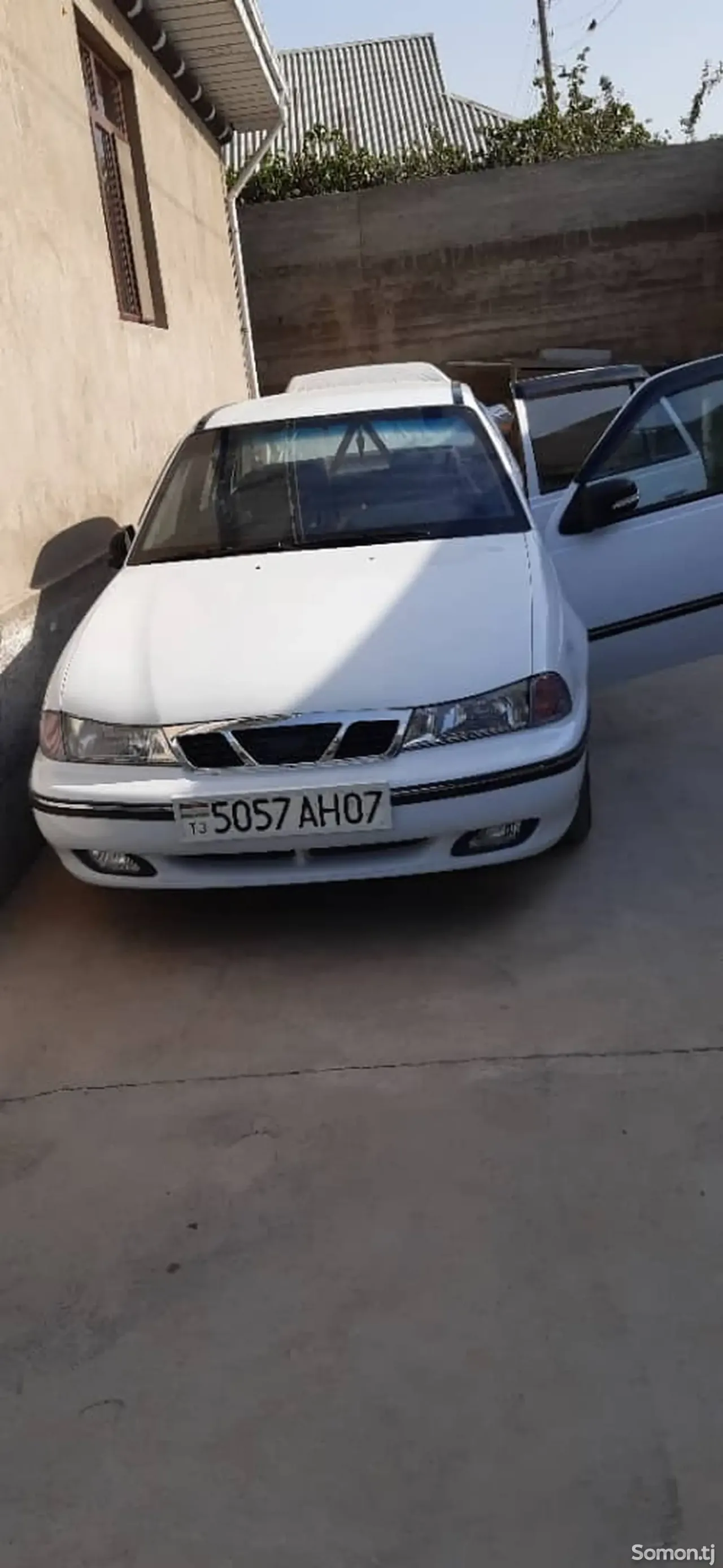 Daewoo Nexia 1996 · 1.6 MT