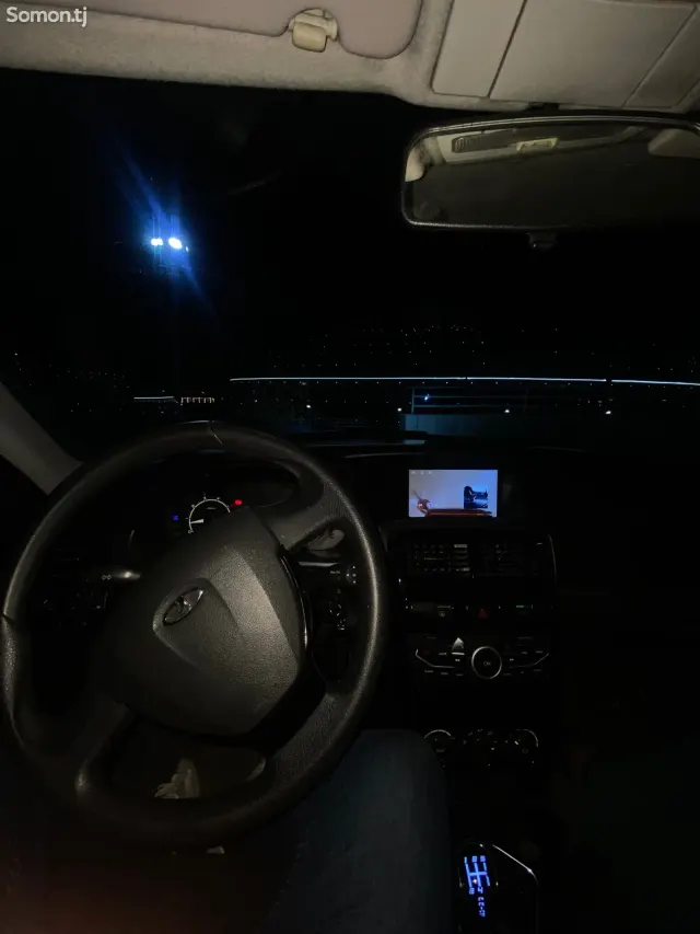Lada (ВАЗ) Priora 2018 · 1.7 MT