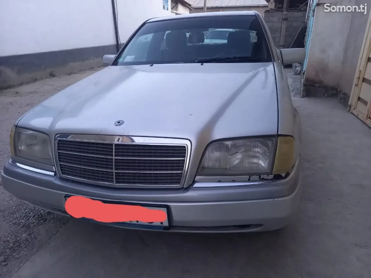 Mercedes-Benz C class 1995 · 1.8 MT