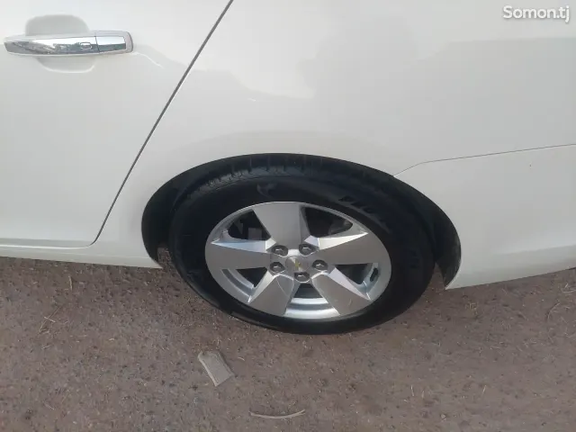 Chevrolet Malibu 2015 · 2.0 AT