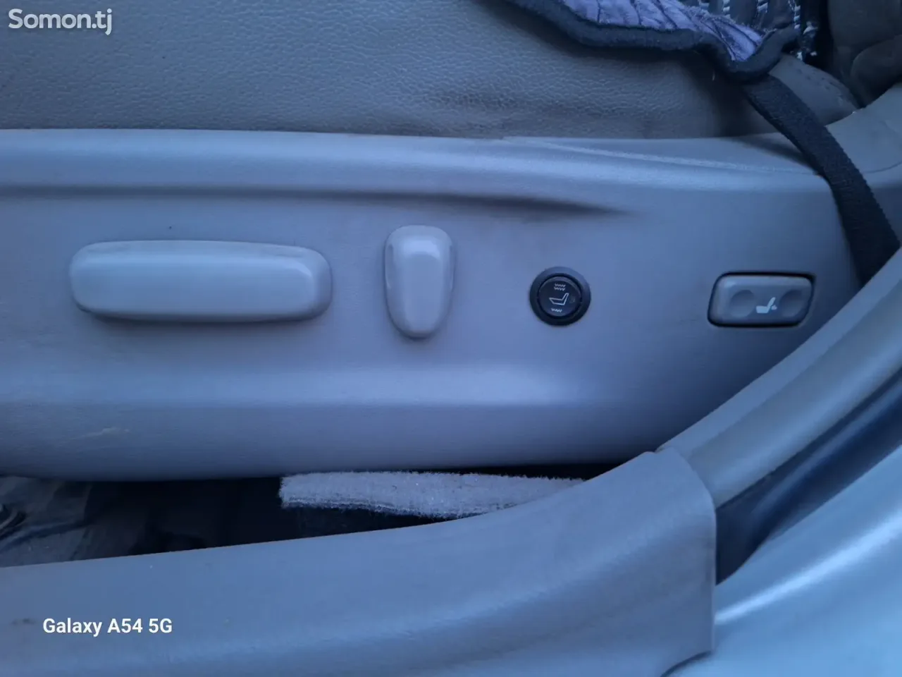 Toyota Camry 2011 · 2.5 AT