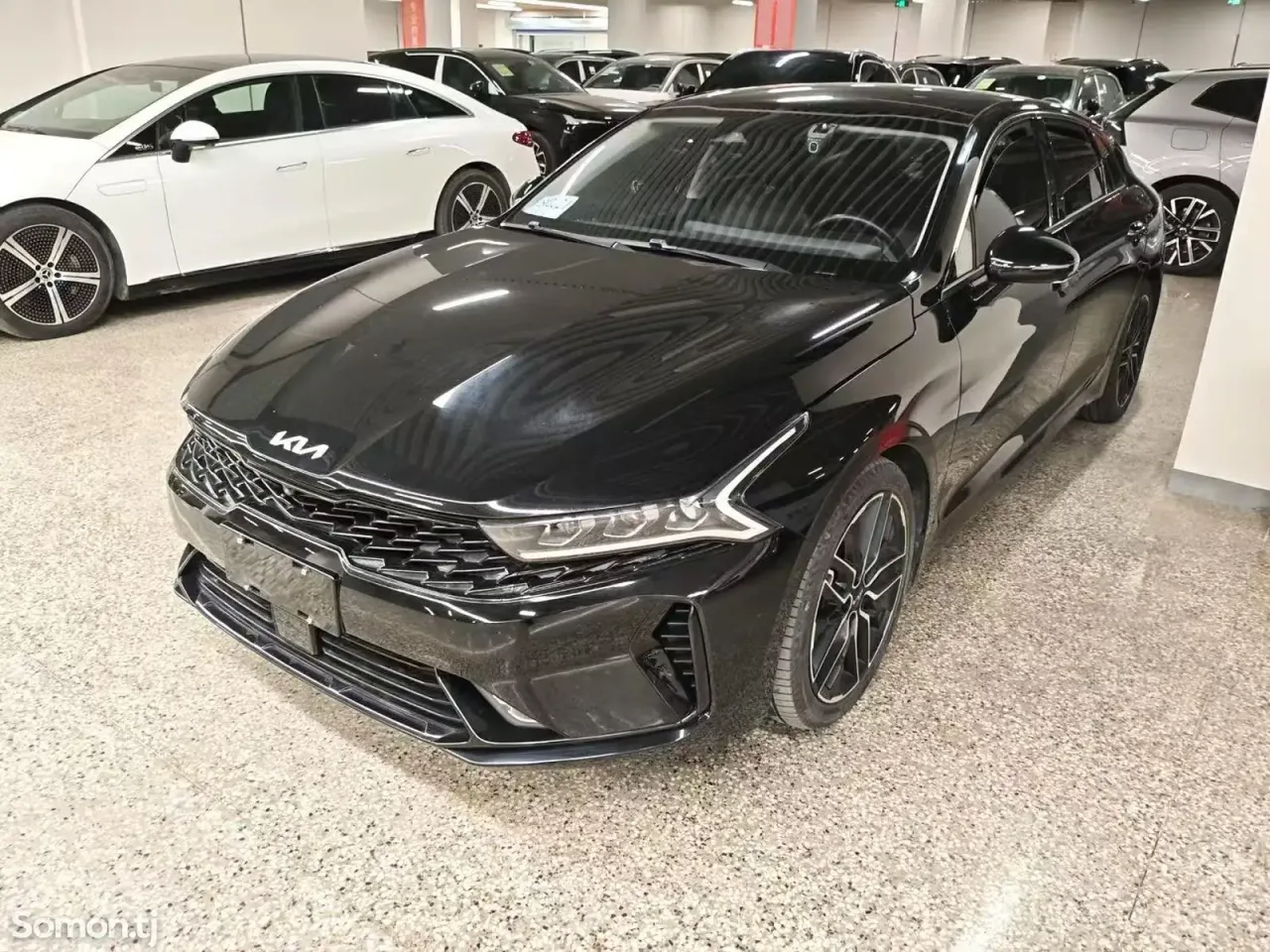Kia K5 2022 · 2.0 AT